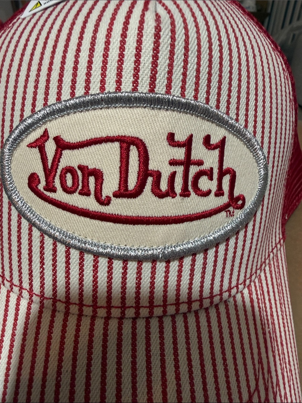 NWT Von Dutch Red & White Striped Kids Mesh Trucker Hat